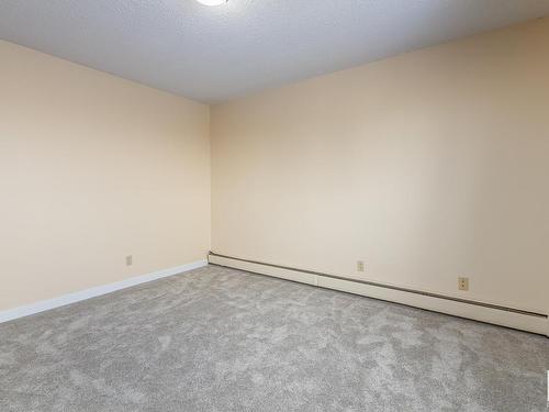 #302 10035-164 Street Nw, Edmonton, AB - Indoor Photo Showing Other Room