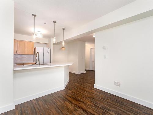 114 920 156 Street, Edmonton, AB - Indoor Photo Showing Kitchen