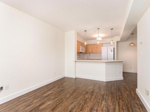 114 920 156 Street, Edmonton, AB - Indoor Photo Showing Kitchen