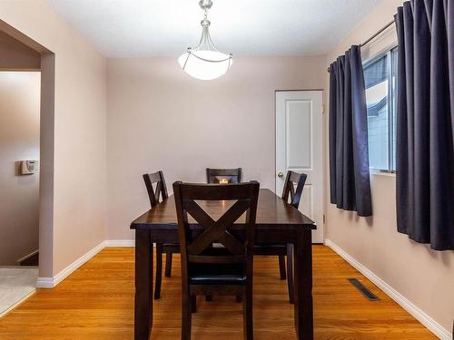 15745 107A Avenue, Edmonton, AB - Indoor Photo Showing Dining Room