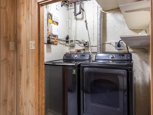 15745 107A Avenue, Edmonton, AB - Indoor Photo Showing Laundry Room