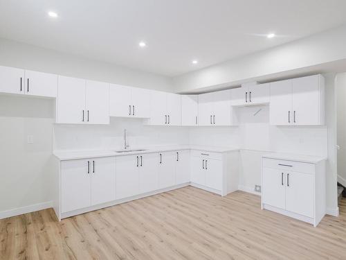 1213 11 Avenue, Edmonton, AB - Indoor Photo Showing Kitchen