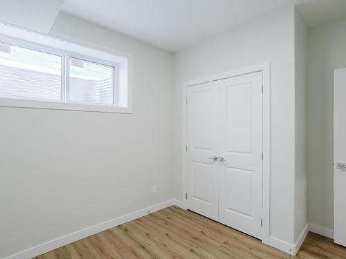 1213 11 Avenue, Edmonton, AB - Indoor Photo Showing Other Room