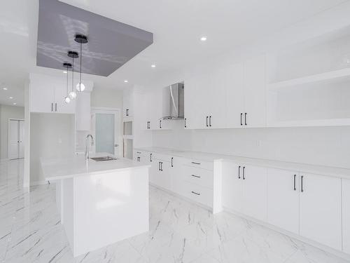 1213 11 Avenue, Edmonton, AB - Indoor Photo Showing Kitchen