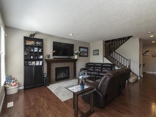 116 Southfork Dr, Leduc, AB 