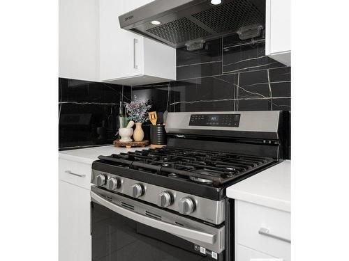 3709 41 Avenue, Beaumont, AB - Indoor Photo Showing Kitchen