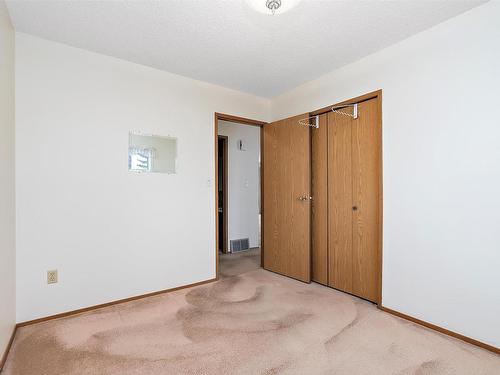 10632 10 Avenue, Edmonton, AB - Indoor Photo Showing Other Room