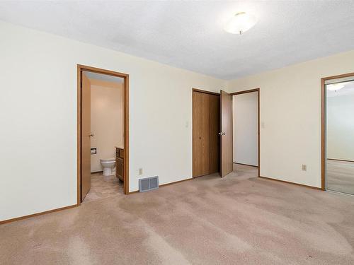 10632 10 Avenue, Edmonton, AB - Indoor Photo Showing Other Room