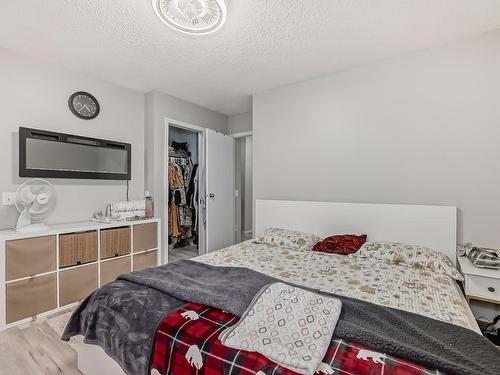 1217 76 Street Sw, Edmonton, AB - Indoor Photo Showing Bedroom