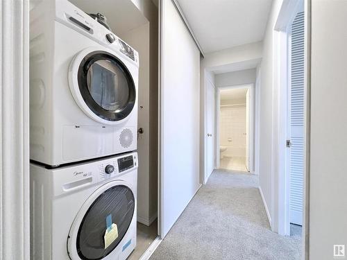 303 11450 40 Avenue, Edmonton, AB - Indoor Photo Showing Laundry Room