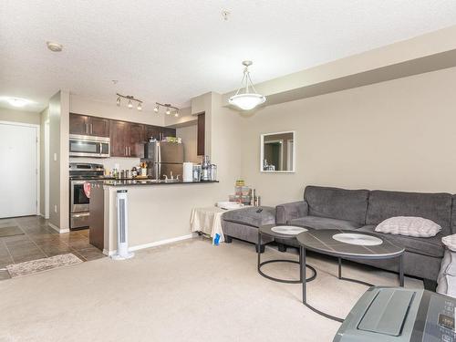 319 270 Mcconachie Drive, Edmonton, AB - Indoor