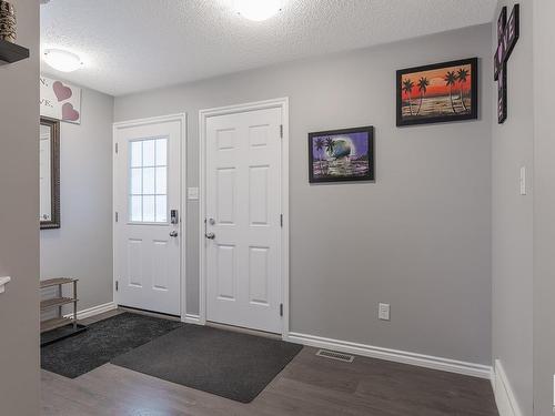 935 Ebbers Crescent, Edmonton, AB - Indoor Photo Showing Other Room