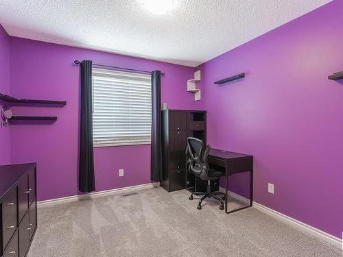 935 Ebbers Crescent, Edmonton, AB - Indoor Photo Showing Other Room