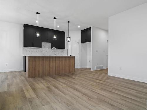 187 Starling, Fort Saskatchewan, AB - Indoor Photo Showing Kitchen