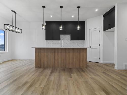 187 Starling, Fort Saskatchewan, AB - Indoor Photo Showing Kitchen