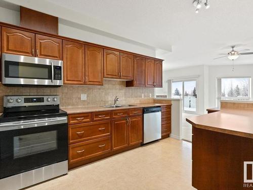 410 51 Eldorado Drive, St. Albert, AB - Indoor Photo Showing Kitchen With Double Sink