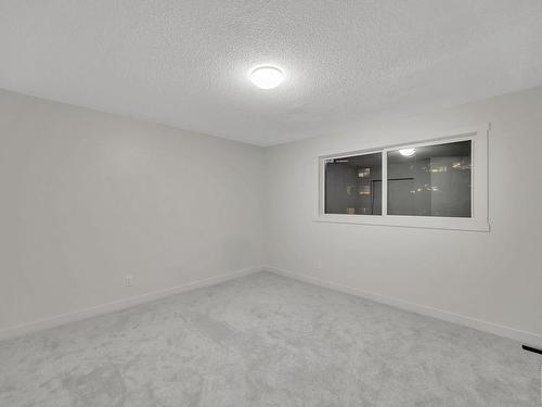 21E Meadowlark Vg Nw, Edmonton, AB 