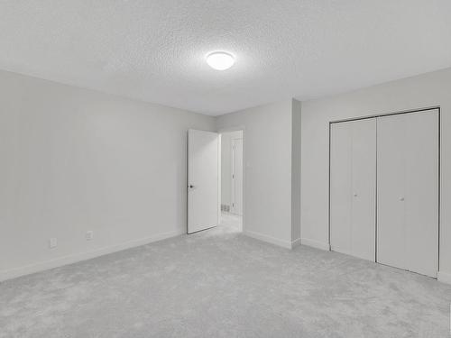 21E Meadowlark Vg Nw, Edmonton, AB 