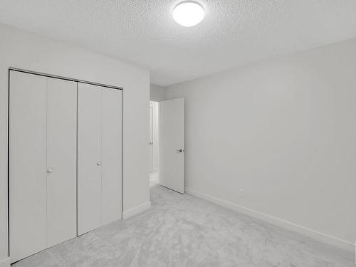 21E Meadowlark Vg Nw, Edmonton, AB 