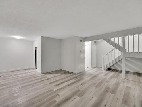 21E Meadowlark Village, Edmonton, AB - Indoor Photo Showing Other Room