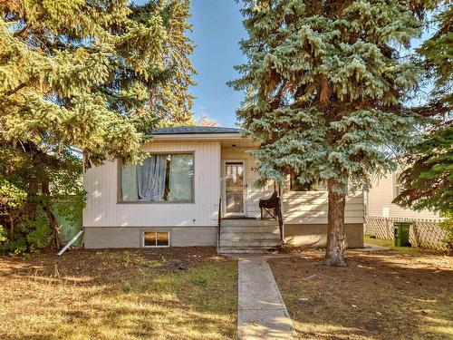 9543 87 St Nw, Edmonton, AB 