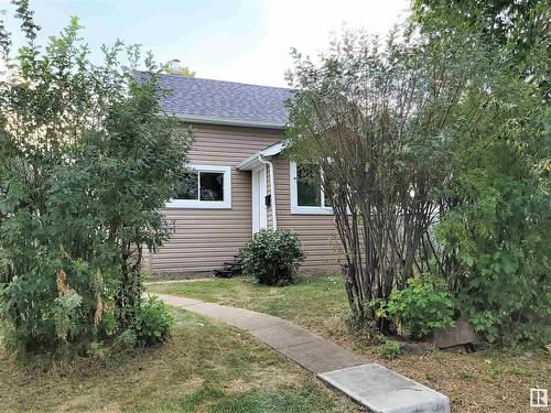 12018 77 St Nw Nw, Edmonton, AB 