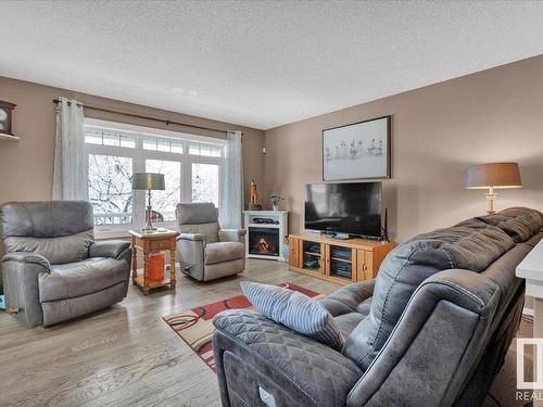 3608 12 St, Edmonton, AB - Indoor Photo Showing Living Room