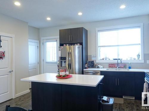 2206 8530 94 Street, Fort Saskatchewan, AB - Indoor Photo Showing Kitchen