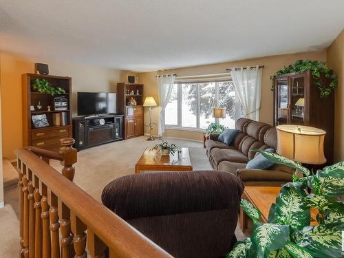 3131 74 Street, Edmonton, AB - Indoor Photo Showing Living Room