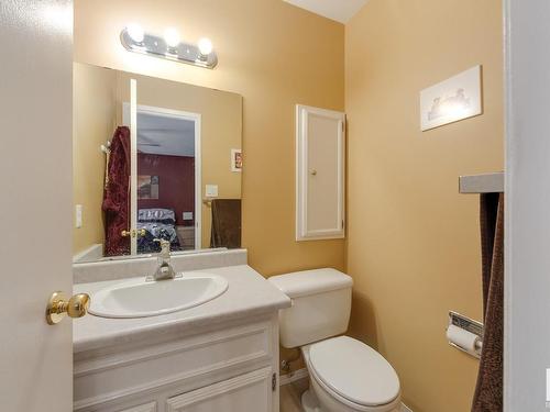 3131 74 Street, Edmonton, AB - Indoor Photo Showing Bathroom