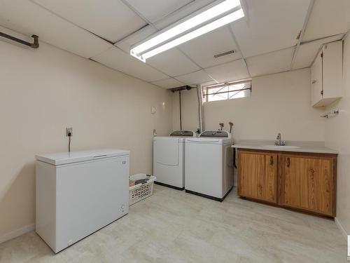 3131 74 Street, Edmonton, AB - Indoor Photo Showing Laundry Room