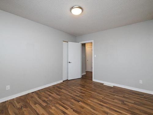 8716 136 Avenue, Edmonton, AB - Indoor Photo Showing Other Room