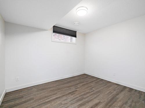 8716 136 Avenue, Edmonton, AB - Indoor Photo Showing Other Room