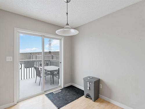 6212 1A Avenue, Edmonton, AB - Indoor Photo Showing Other Room