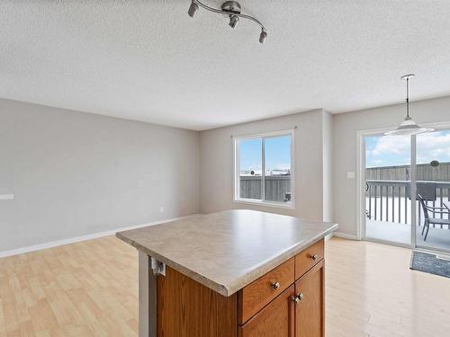 6212 1A Avenue, Edmonton, AB - Indoor Photo Showing Kitchen