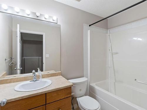 6212 1A Avenue, Edmonton, AB - Indoor Photo Showing Bathroom