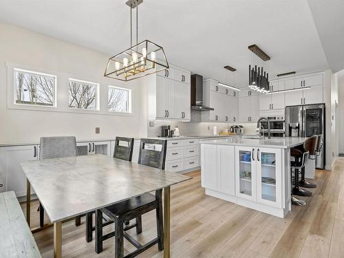 5344 Mullen Bend Bend, Edmonton, AB - Indoor Photo Showing Dining Room