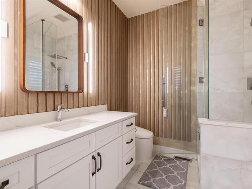 5344 Mullen Bend Bend, Edmonton, AB - Indoor Photo Showing Bathroom