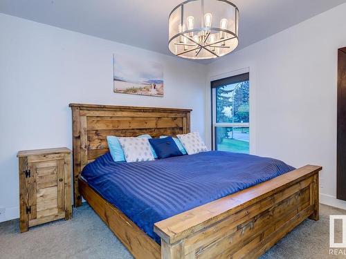 7502 155 Street, Edmonton, AB - Indoor Photo Showing Bedroom