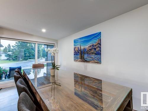 7502 155 Street, Edmonton, AB - Indoor Photo Showing Dining Room