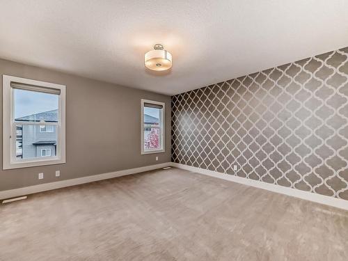 102 Woodbridge Li, Fort Saskatchewan, AB 