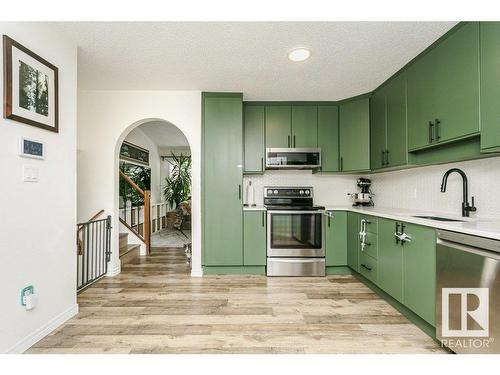 17927 62C Avenue, Edmonton, AB - Indoor Photo Showing Kitchen