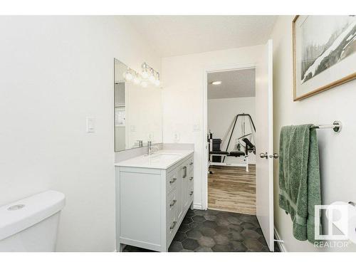 17927 62C Avenue, Edmonton, AB - Indoor Photo Showing Other Room