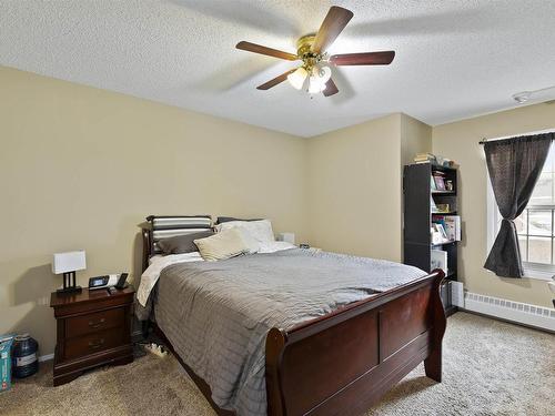 408 3 Perron Street, St. Albert, AB - Indoor Photo Showing Bedroom