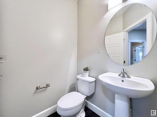 2087 Ware Road, Edmonton, AB - Indoor Photo Showing Bathroom