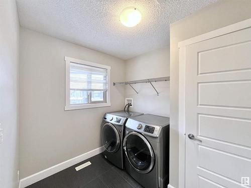 2087 Ware Road, Edmonton, AB - Indoor Photo Showing Laundry Room