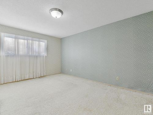 5735 144 Avenue, Edmonton, AB - Indoor Photo Showing Other Room