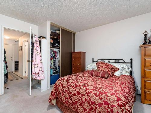 203 51 Brown Street, Stony Plain, AB - Indoor Photo Showing Bedroom