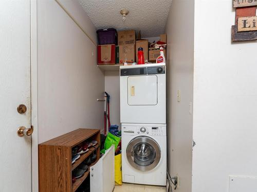 203 51 Brown Street, Stony Plain, AB - Indoor Photo Showing Laundry Room