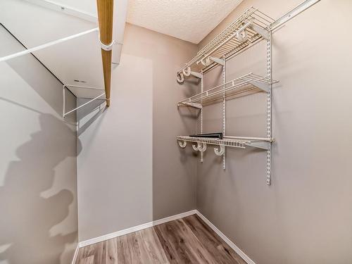 11810 43 Street, Edmonton, AB - Indoor With Storage